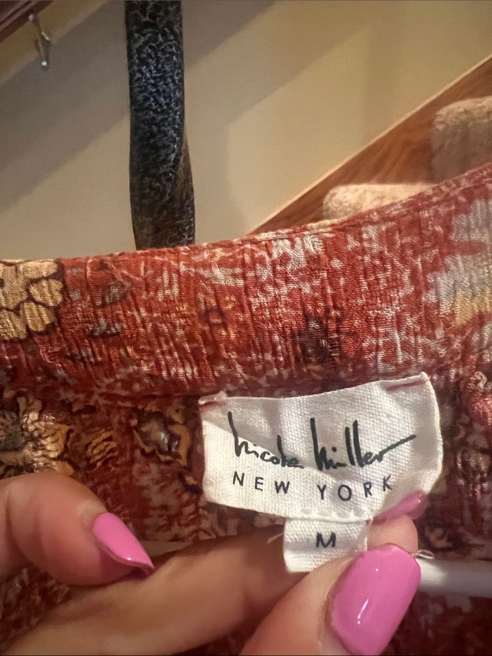 Nicole Miller Rust Floral Wrap Crop Top - Picture 2 of 8